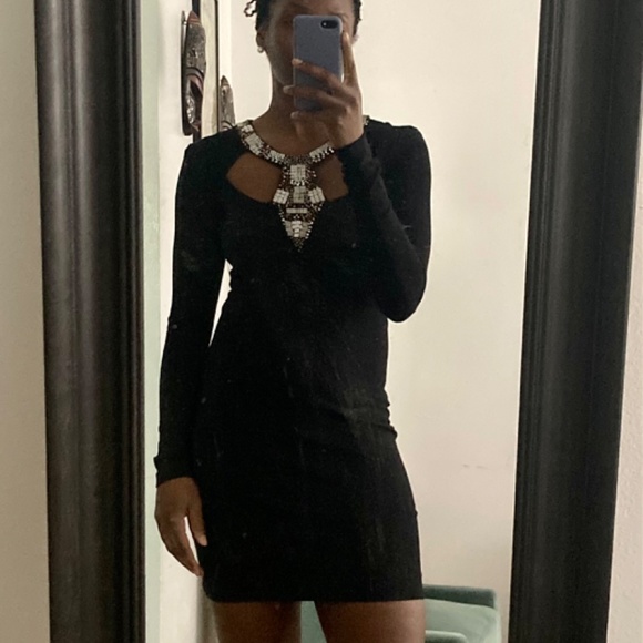 Bodycon dress with sleeves - Picture 1 of 3